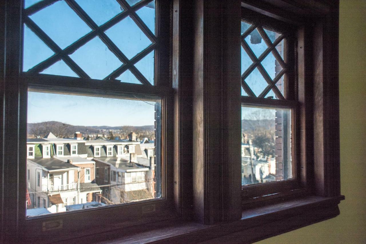 Bed and Breakfast Historic Benner Mansion Аллентаун Номер фото