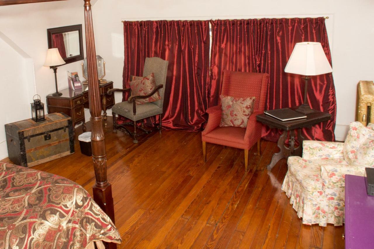 Bed and Breakfast Historic Benner Mansion Аллентаун Номер фото